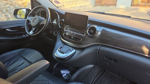 Mercedes Classe V 300d 237 9G-Tronic - Avantgarde Extra Long – 2022 – 130513 km – Diesel – Boîte Automatique — photo 12
