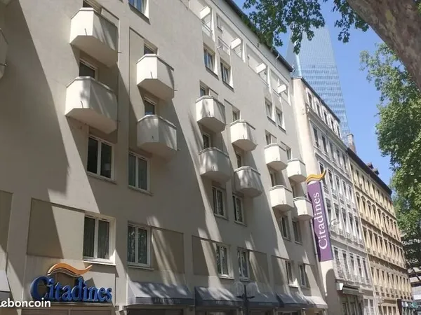 Studio 1 pièce 22 m²