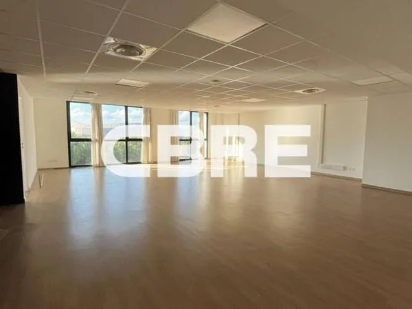 Bureaux 128 m²