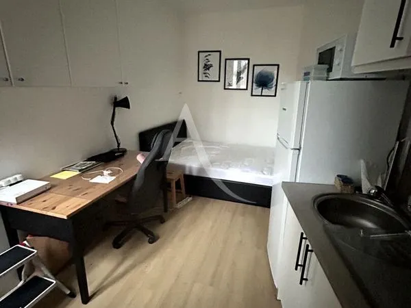 Studio 1 pièce 16 m²
