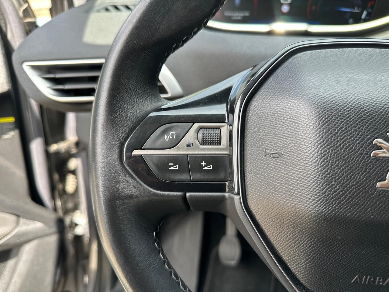 Peugeot 3008 1.2 puretech 130ch allure s&s — photo 38