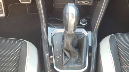 Volkswagen T-Roc 2.0 TDI 150 4Motion DSG7 - First Edition – 2018 – 171286 km – Diesel – Boîte Automatique — photo 5