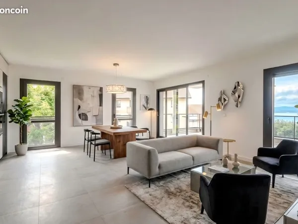 Appartement 4 pièces vue lac