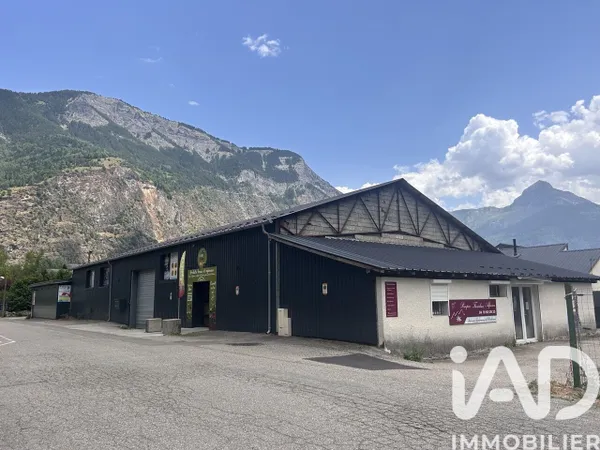 Vente Boutique/Local commercial 843 m²