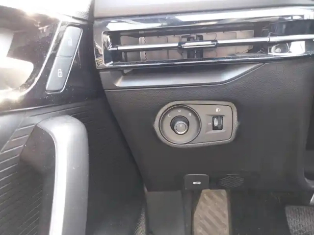 Mg Mg4 electric 51kwh - 125 kw 2wd — photo 100