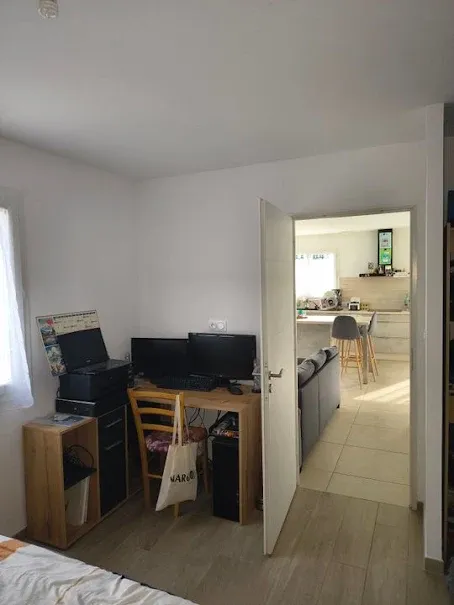 Photo 3