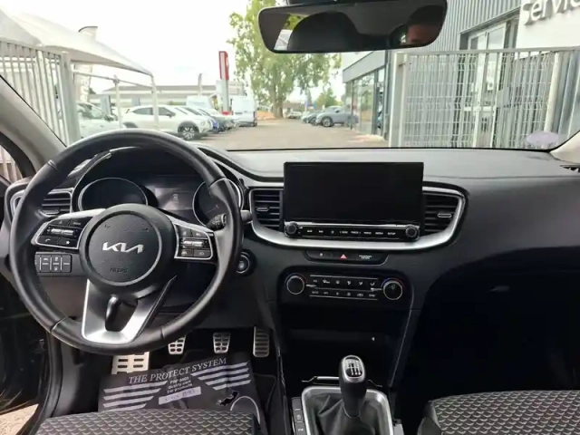 Kia Xceed 1.5l t-gdi 160 ch bvm6 — photo 2