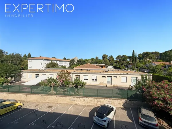 Appartement T4 de 62 m2 avec terrasse et parking Montpelli