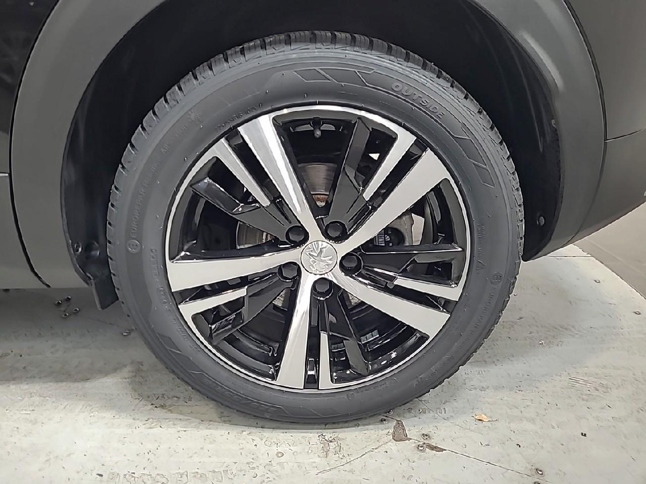 Peugeot 3008 puretech 130ch s&s eat8 gt — photo 16