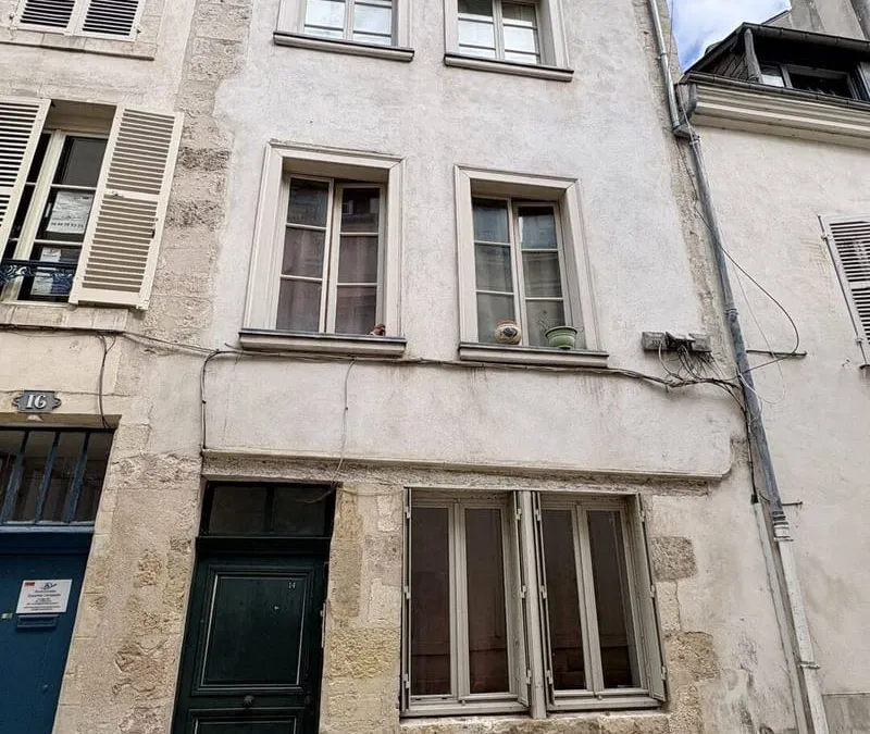 Photo 1