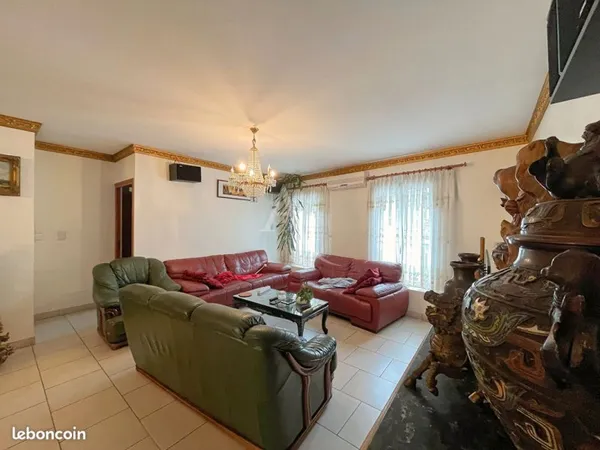 Appartement 5 pièces 205 m²