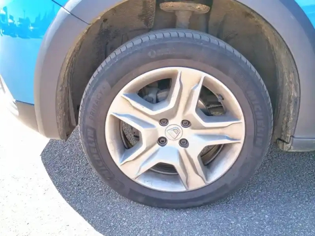 Dacia Sandero eco-g 100 — photo 21