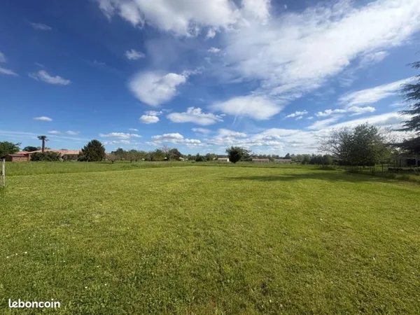 Terrain 1 104 m² Port Sainte Foy Et Ponchapt