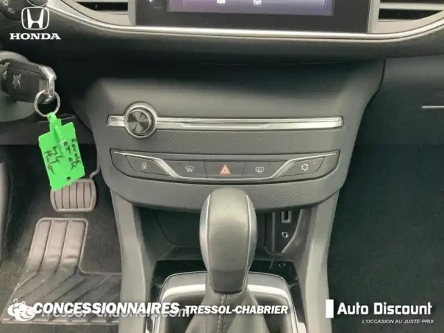 Peugeot 308 sw 1.6 bluehdi 120ch s&amp;s eat6 style — photo 13