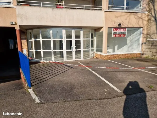 Commerce Location Saint-Dizier 2p 145m² 2000€