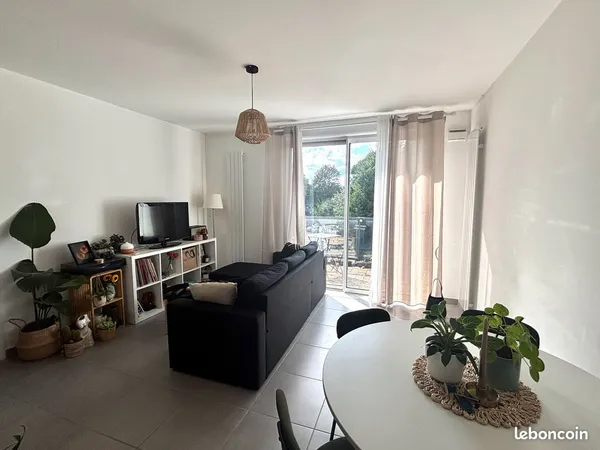 Au Croisé - Appartement T2 terrasse et parking