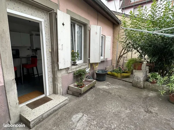 Studio 1 pièce 21 m²