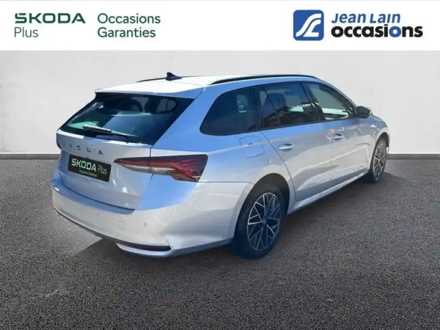 Skoda Octavia combi 1.5 tsi hybrid 150 ch act dsg7 — photo 2