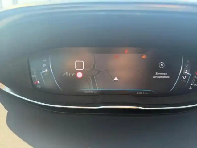 Peugeot 3008 1.5 bluehdi 130ch s&amp;s allure pack — photo 13