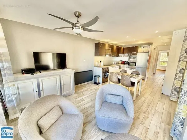 Réf : 2191 - Vente Appartement rénové 2 Pièces Cabine Centre Port Cap d'Agde