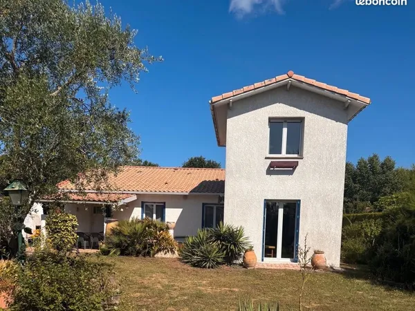 ARSAC - Maison familiale de 122 m² avec jardin arboré, sans vis-à-vis - Quartier résidentiel