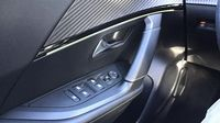Peugeot 2008 1.5 BlueHDi 110ch S&S GT — photo 27