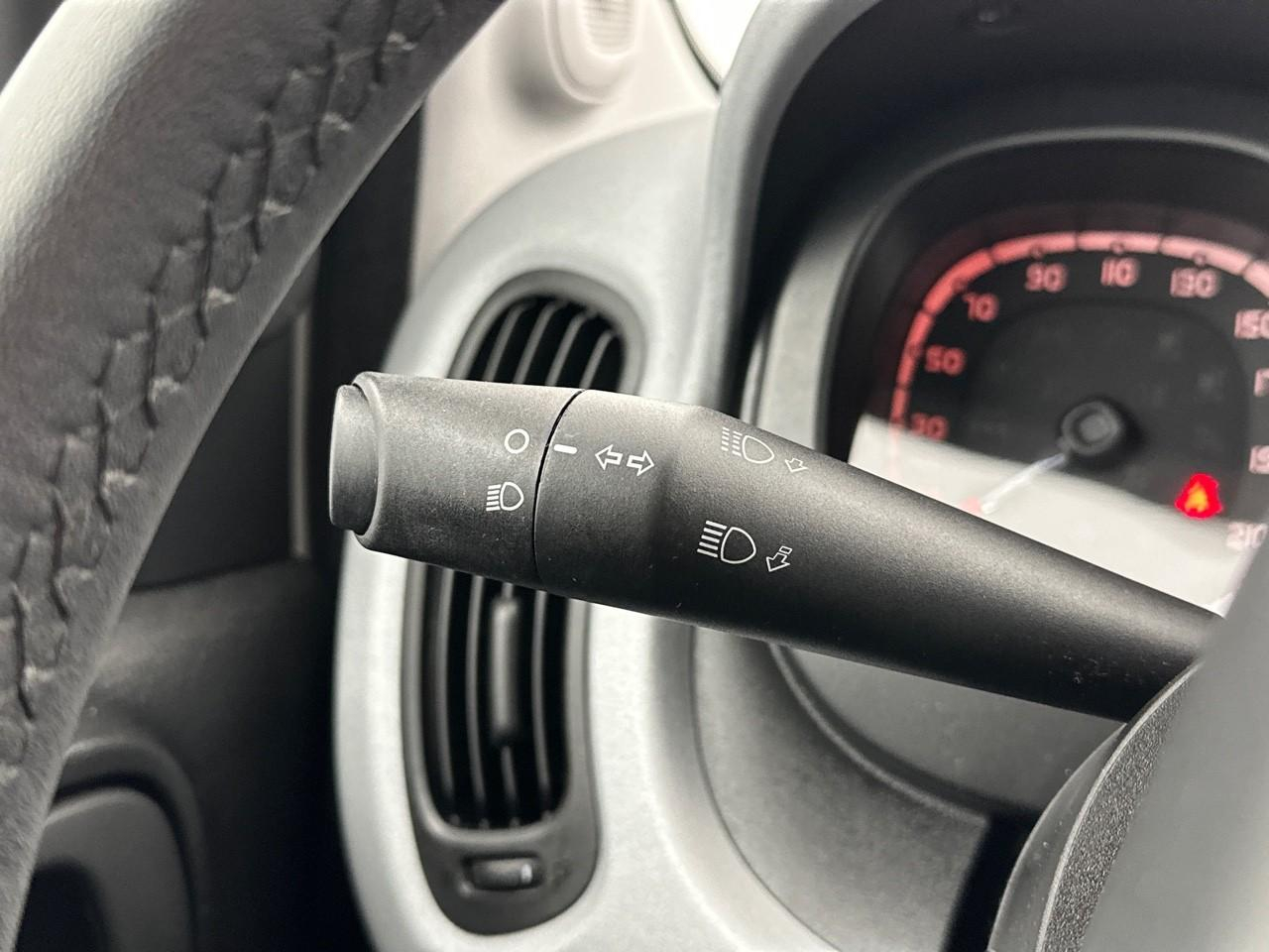 Fiat Panda 0.9 85 ch twinair s/s city cross — photo 18