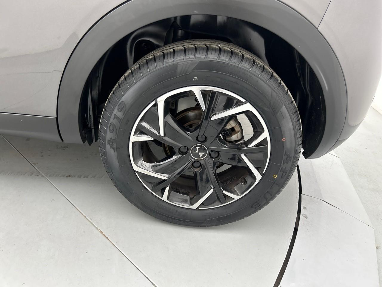 Ds Ds 3 crossback puretech 100 bvm6 connected chic — photo 16