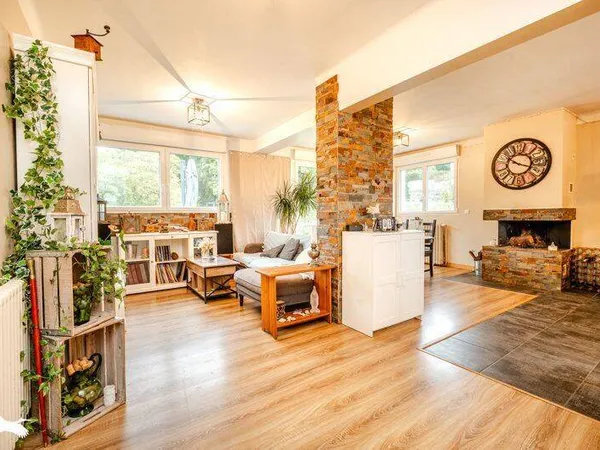 Maison 5 pièces 147 m²