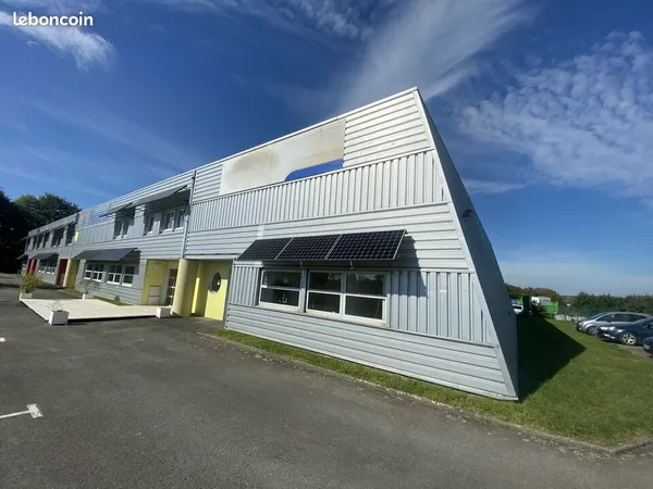 LOCAL D'ACTIVITE 240 m² SERVON SUR VILAINE