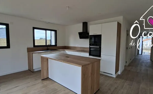 PLAIN PIED 3 CHAMBRES 124 m2 + Garage
