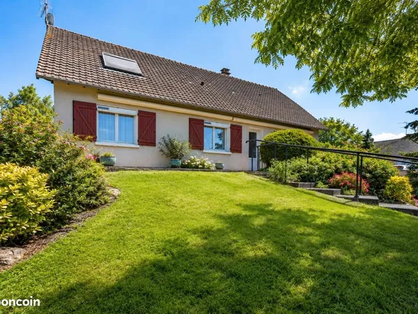 Maison 7 pièces 134 m²