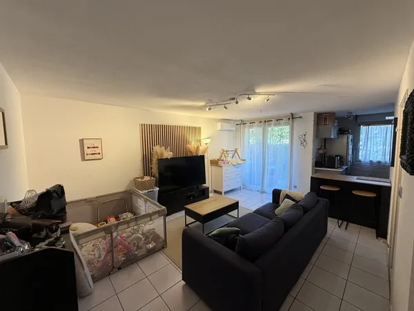 Appartement T2 de 42 m2 hab. - terrasse - jardin - parking