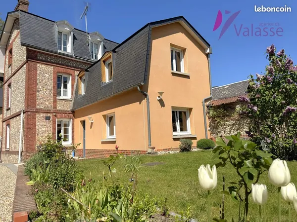 Maison 7 pièces 143 m²