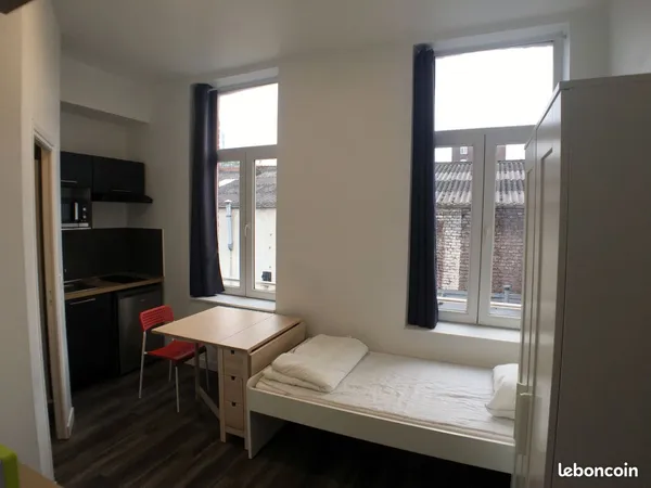 Beau studio meublé - Campus / Gare de Roubaix