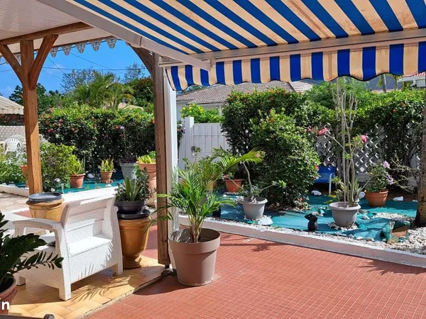 Lot Maison T5 et sa maisonnette type T2 - Diamant - 2mn à pied plage