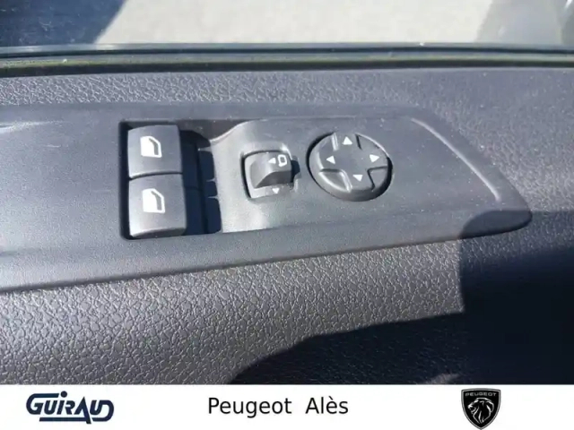 Peugeot Expert e- fgn m electrique 100kwh (136ch) batterie 75 kwh — photo 13