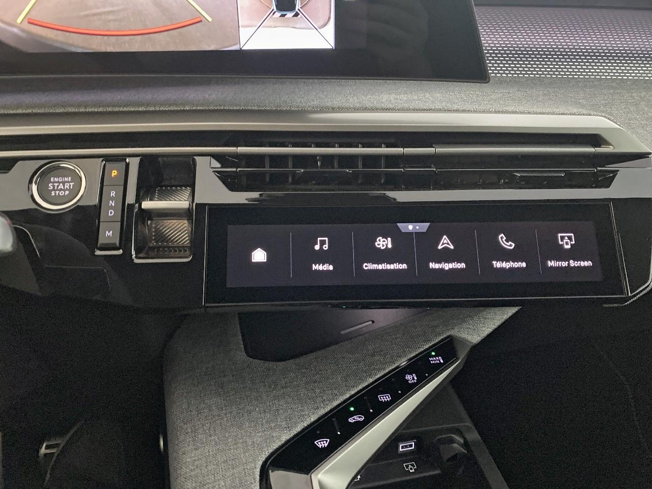 Peugeot 3008 hybrid 145 e-dcs6 gt — photo 17