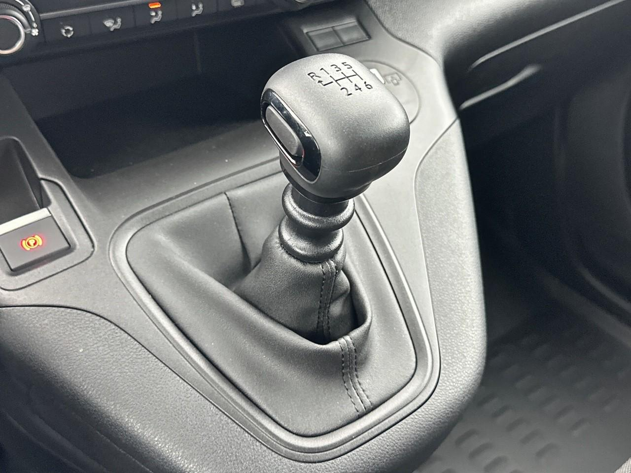Citroën Berlingo van m diesel 100 ch manuelle — photo 30