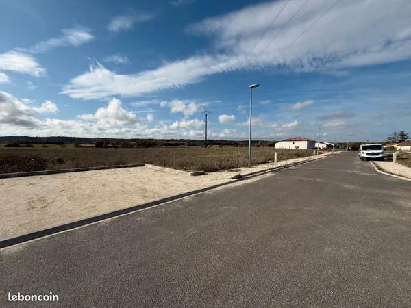 Terrain 733 m² Labastide D Anjou