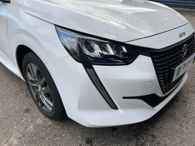 Peugeot 208 1.2 puretech 75ch s&amp;s style — photo 9
