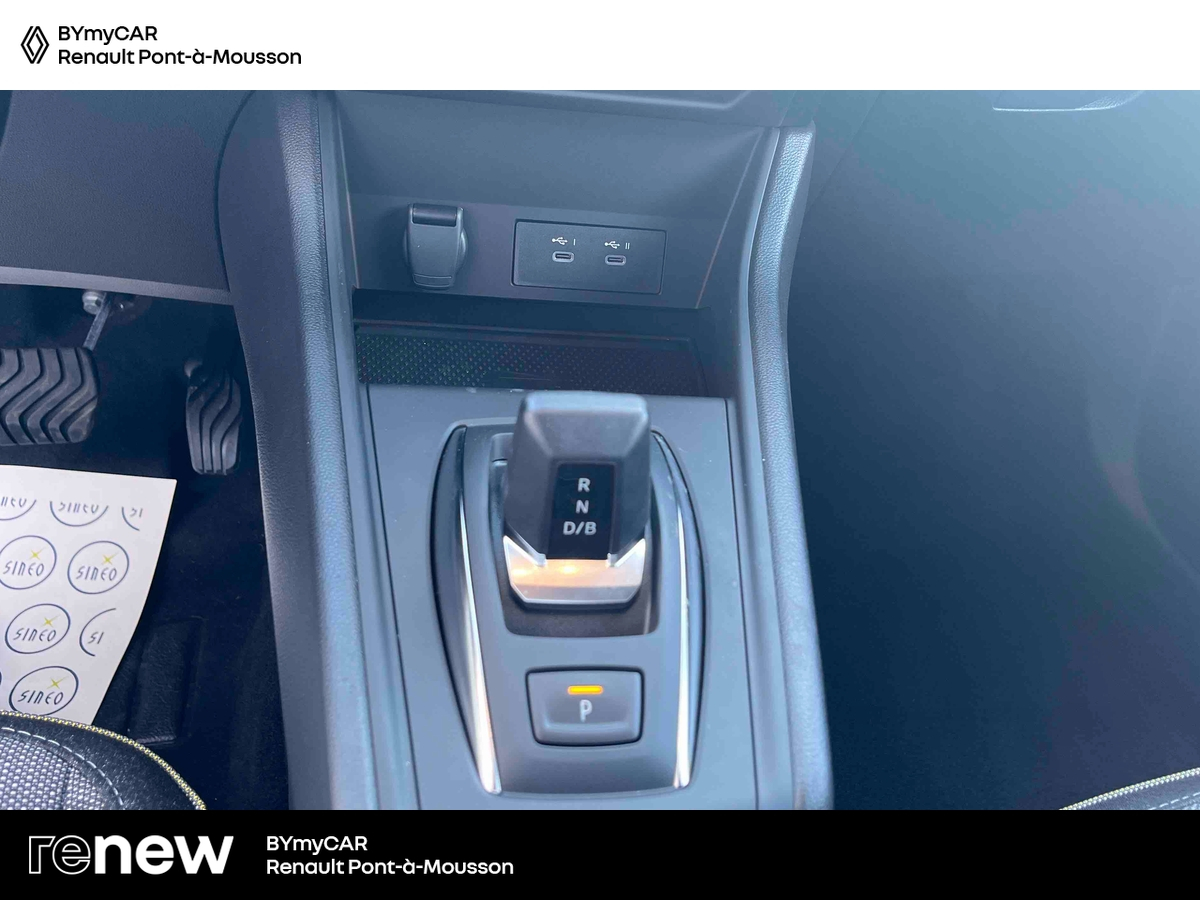 Renault Captur E-Tech full hybrid 160 ch — photo 18