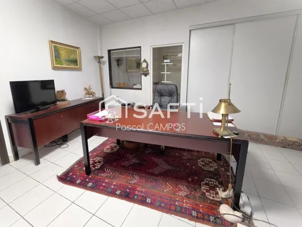 bureau de 123m² avec espace de vie