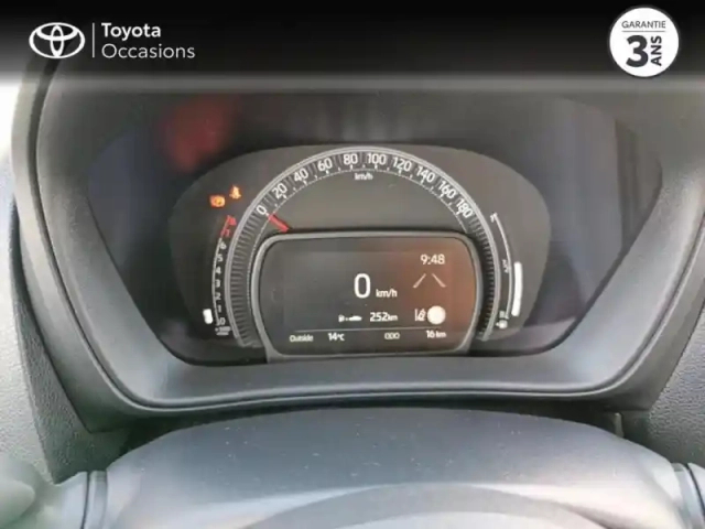 Toyota Aygo X 1.0 vvt-i 72ch design my24 — photo 14