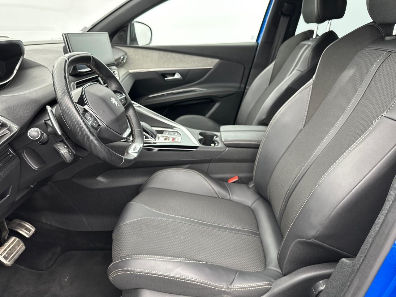 Peugeot 3008 puretech 130ch s&s eat8 gt pack — photo 9