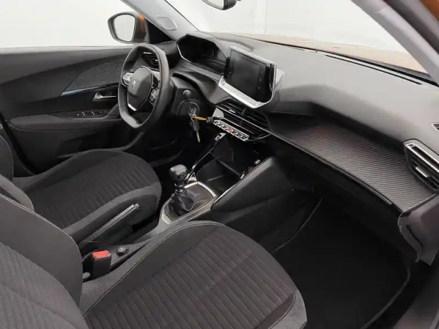 Peugeot 2008 puretech 100 s&amp;s bvm6 — photo 53