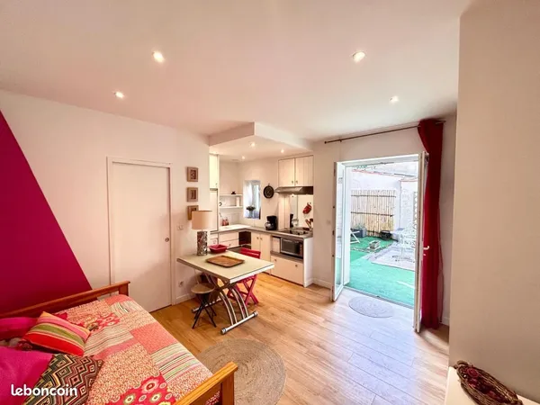Studio 1 pièce 17 m²