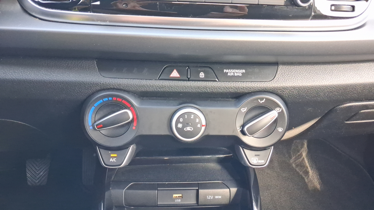 KIA Rio 1.0 T-GDi 100 ch BVM6 — photo 21