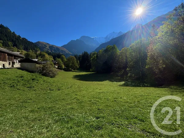 Terrain 870 m²