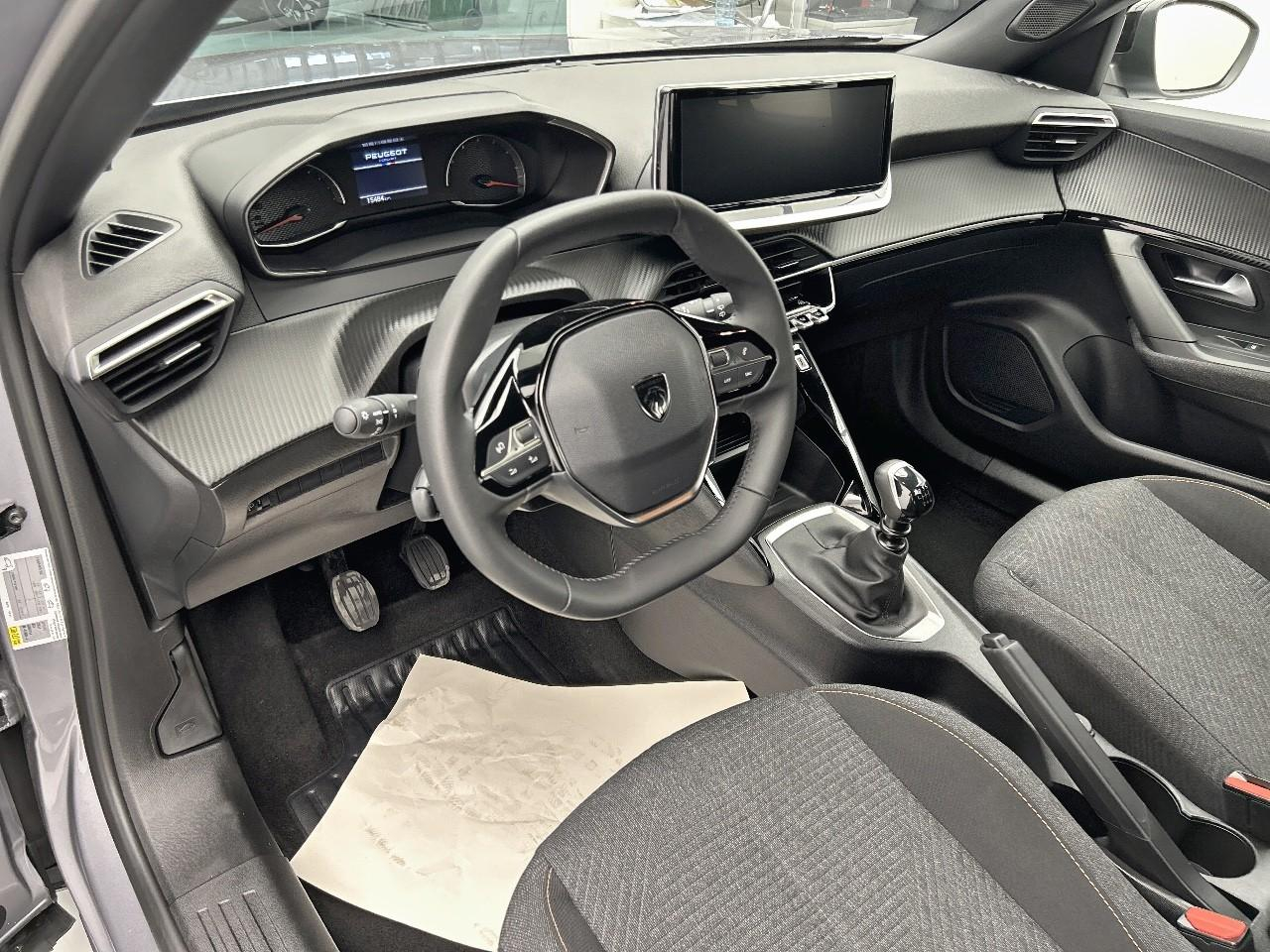 Peugeot 2008 100 s&s bvm6 style — photo 9